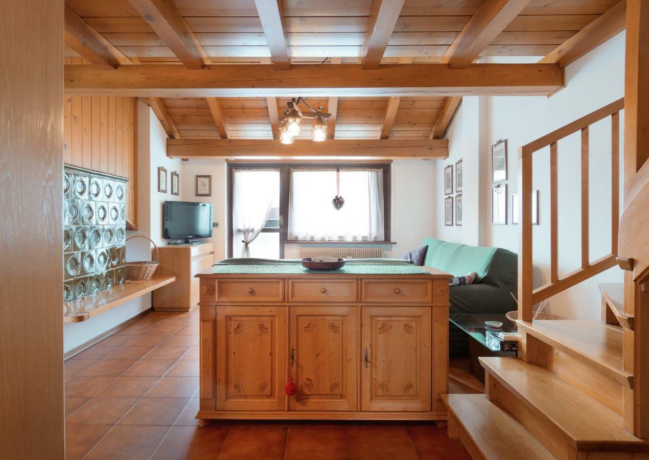 Attico Abbraccio Di Luce Apartment สปิอาซโซ ภายนอก รูปภาพ